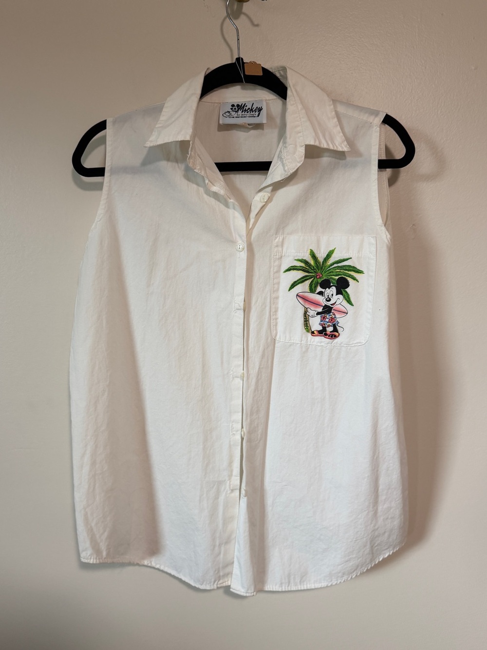 vintage disney mickey mouse surfboard sleeveless collared button up tank top M